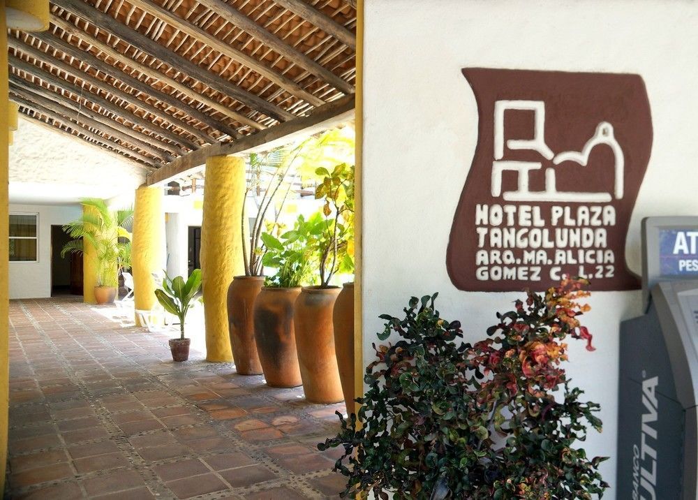 Hotel Plaza Tangolunda Esterno foto